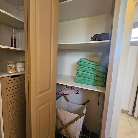 A 2 Pers Linge Maison Daire