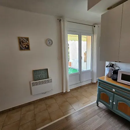 à 2 Pers Linge Maison Hyères