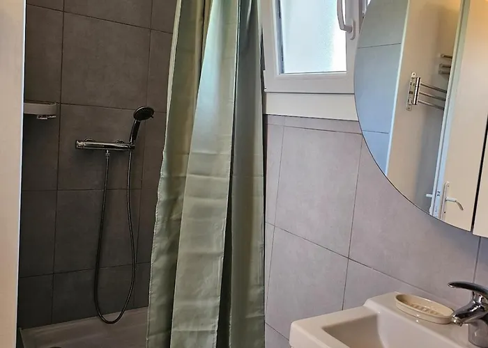 A 2 Pers Linge Maison Hyères